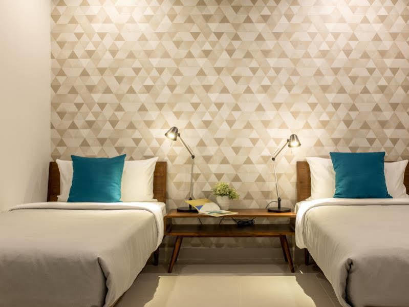 Tolani Nimman Villa Chiang Mai Extérieur photo